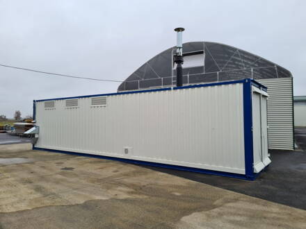 Prenosná kontajnerová sušička na bylinky